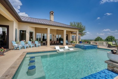 ESTATE SALE OPPORTUNITY. RARE CHANCE to own this luxurious - photo 5