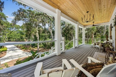 Welcome to an extraordinary waterfront retreat offering the - photo 10