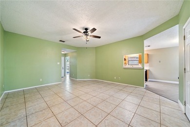 Welcome home to this well-maintained 3-bedroom, 2-bath residence - photo 7