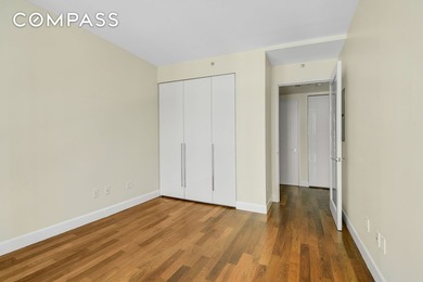 Beautifully designed modern 1 bedroom condominium with in-unit - photo 8