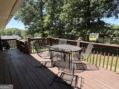 Welcome home to 4140 Etowah Drive! This 3BR/2B ranch home on a - photo 7