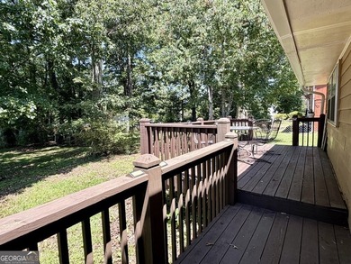 Welcome home to 4140 Etowah Drive! This 3BR/2B ranch home on a - photo 8