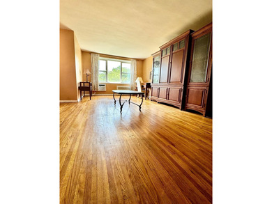 Hudson River Home Sale Pending in Bronx New York