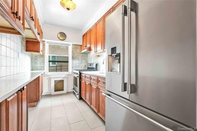 North Flushing Co-op for Sale - Fully Renovated 1 Bedroom, 1 - photo 9