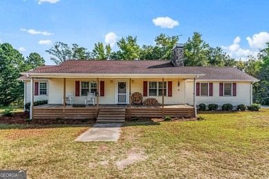 Lake Home For Sale in Hampton, Georgia