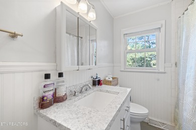 Recently updated, move in ready home in the city of Kingston, TN - photo 28