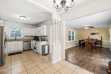 Recently updated, move in ready home in the city of Kingston, TN - photo 38