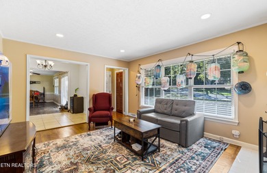 Recently updated, move in ready home in the city of Kingston, TN - photo 40