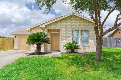 Come and meet your lovely new home! Remodeled and move-in ready - photo 1