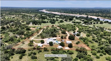 5.92 Acres with large custom home, in-ground pool, guest house - photo 1