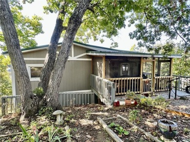 (private lake, pond, creek) Home For Sale in Trenton Missouri