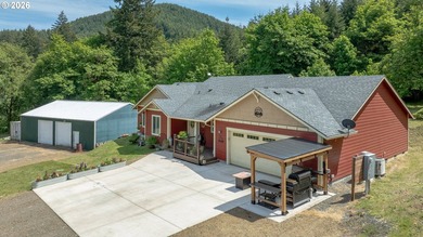 Tucked away in a peaceful, private setting, this property offers - photo 2