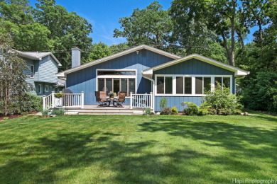 Chain O Lakes - Fox River Home Under Contract in McHenry Illinois