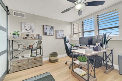 Welcome to this beautifully renovated 2 bedroom, 2 bathroom - photo 28