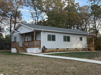 Lake Hartwell Home For Sale in Anderson South Carolina