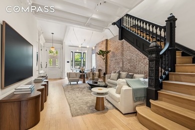 Restored Limestone Townhouse in the Heart of Hamilton Heights - photo 3
