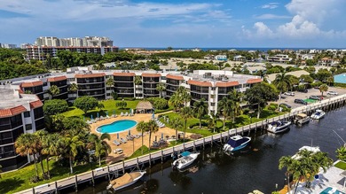 Welcome to this beautifully renovated 2 bedroom, 2 bathroom - photo 39