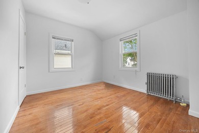 Welcome to 194-35 114th Drive, St. Albans, NY 11412 a - photo 10