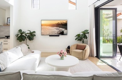 Stunning fully furnished luxury lease featuring a 2 bedroom, 2.5 - photo 6