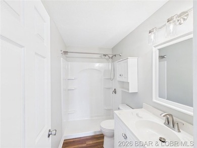 Enjoy lake living in this beautifully updated second-tier home - photo 11