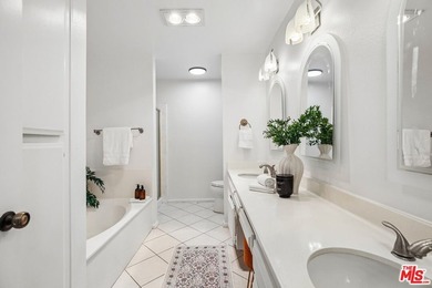 Bright and peaceful corner unit in the heart of Marina del Rey - photo 9