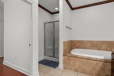 Welcome to this move-in ready, Acadian style home, featuring 5 - photo 18