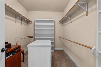 Welcome to this move-in ready, Acadian style home, featuring 5 - photo 19