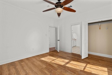 Welcome to this move-in ready, Acadian style home, featuring 5 - photo 22