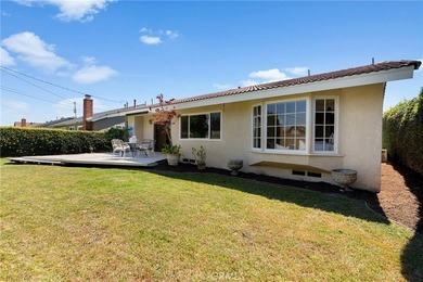 SINGLE STORY, Pool with 4 bedroom and 2 bathrooms in the heart - photo 25