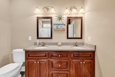 Welcome to this beautifully maintained custom-built home - photo 26
