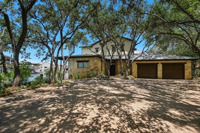 Beyond a gated entrance and beneath a canopy of mature live oaks - photo 6