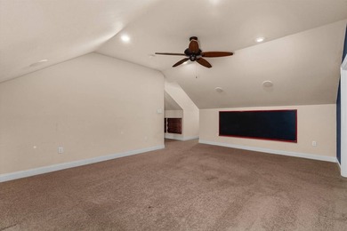 Welcome to this move-in ready, Acadian style home, featuring 5 - photo 27