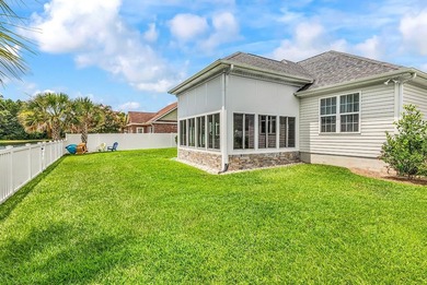 Welcome to this beautifully maintained custom-built home - photo 41