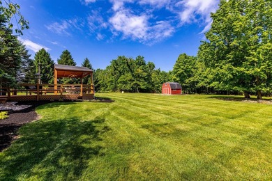 Private resort-style estate down a long winding lane on 52.826 - photo 8