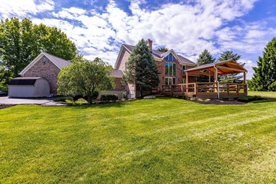 Private resort-style estate down a long winding lane on 52.826 - photo 9