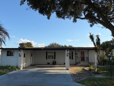 Lake Home For Sale in Plant City, Florida