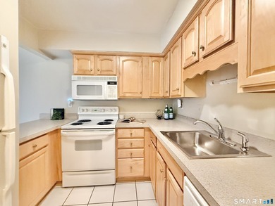 *** Back on Market - The opportunity now is yours to take! *** - photo 5