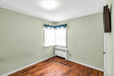 Great Opportunity! Ranch with 3 Bedrooms, Bath, Converted Garage - photo 17