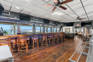 Direct Indian River waterfront restaurant and entertainment - photo 2