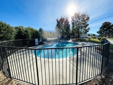 LakeRidge Mobile Home Park Goodie! Discover comfort and - photo 34