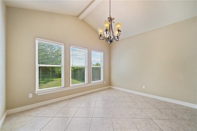 Big REDUCTITON: Seller says sell:This beautiful home in - photo 12