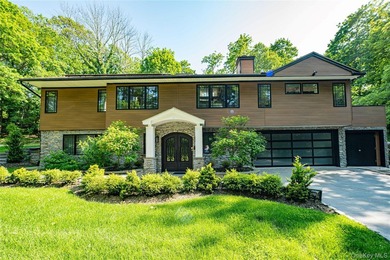 Stunning Custom 4,000 Sq. Ft. Builder's Home in Southdown - photo 2
