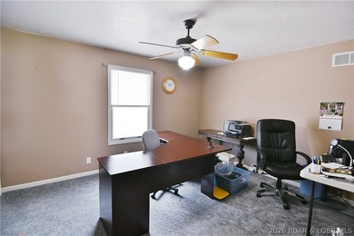 Lakefront opportunities like this don't come around often! - photo 18