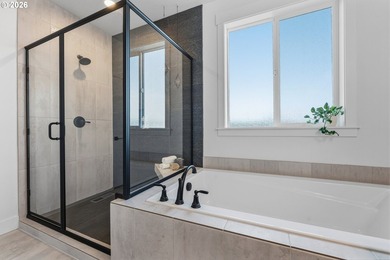 Absolute Showcase - Better Than New! Built just three years ago - photo 21