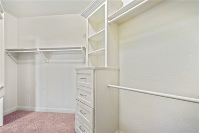 Big REDUCTITON: Seller says sell:This beautiful home in - photo 22