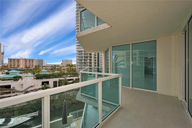 STUNNING VIEWs w/PLENTY OF UPGRADES.  3-BD, 2-BA home, 1500 s/f