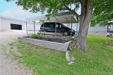 Lakefront opportunities like this don't come around often! - photo 39