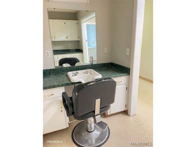 3D TOUR! Great price on this versatile property...Metal Roof is