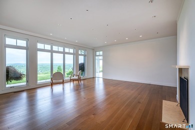 On Top of the World. Unparalleled Estate with complete privacy - photo 10