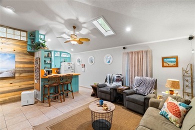 Your Rockport Paradise Awaits! Move right in and start enjoying - photo 3